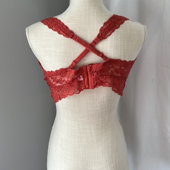 No Boundaries Lace Bralette Red - Picture 3 of 4